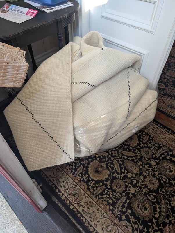 Customer photo for review titled "Beautiful rug"