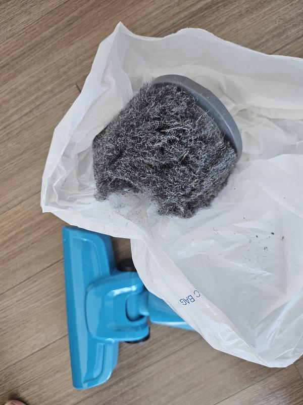 Customer photo for review titled "Beautiful warm and thick; let down by shedding"