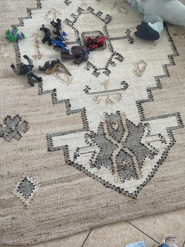 Customer photo for review titled "Rug"