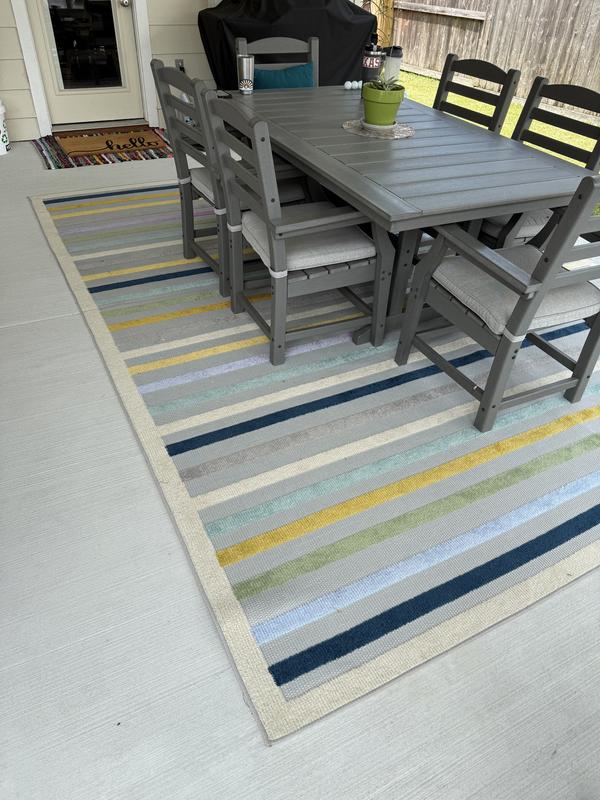 Customer photo for review titled "Pink Fades Outdoors"