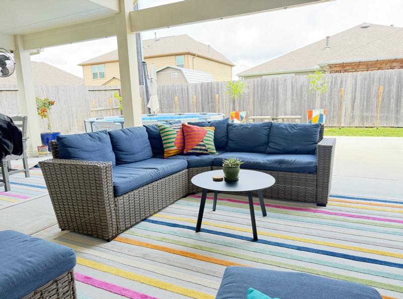 Customer photo for review titled "Pink Fades Outdoors"