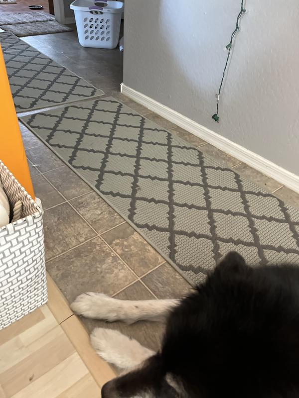 Customer photo for review titled "grey patterned rug ensemble"