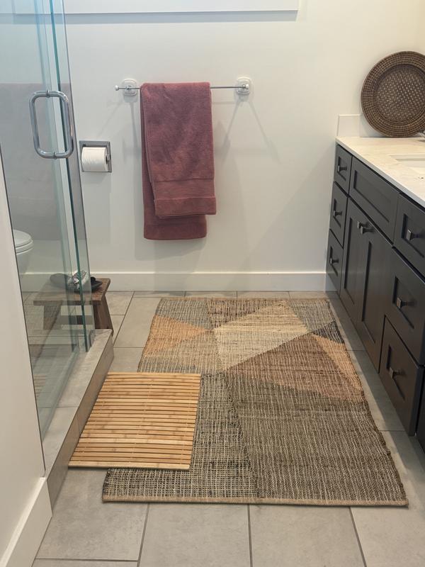 Customer photo for review titled "Exactly what my bathroom needed"