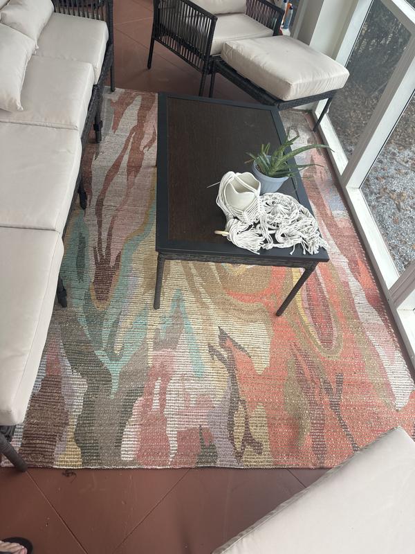 Customer photo for review titled "Love this rug!"