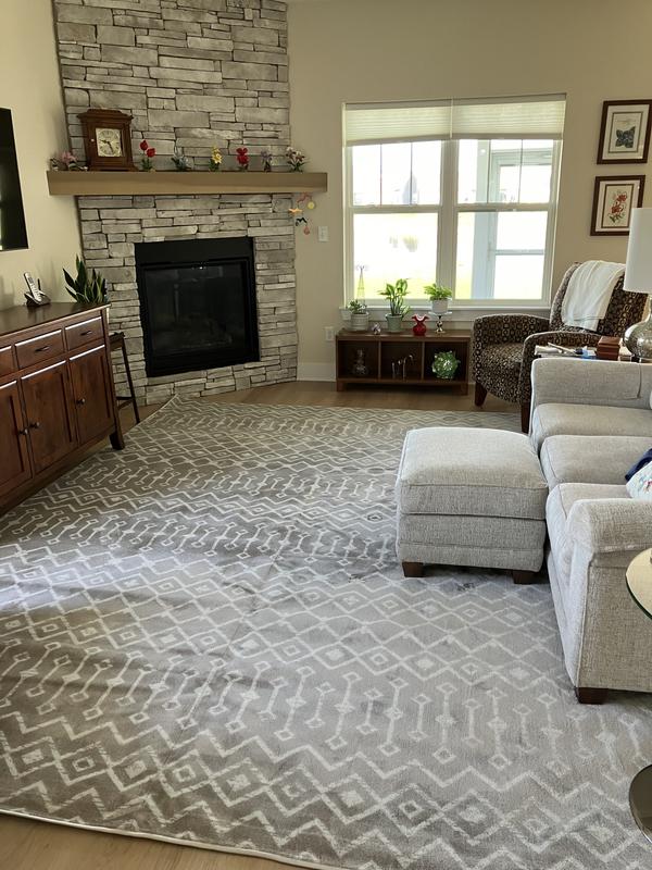 Customer photo for review titled "Variations in color"