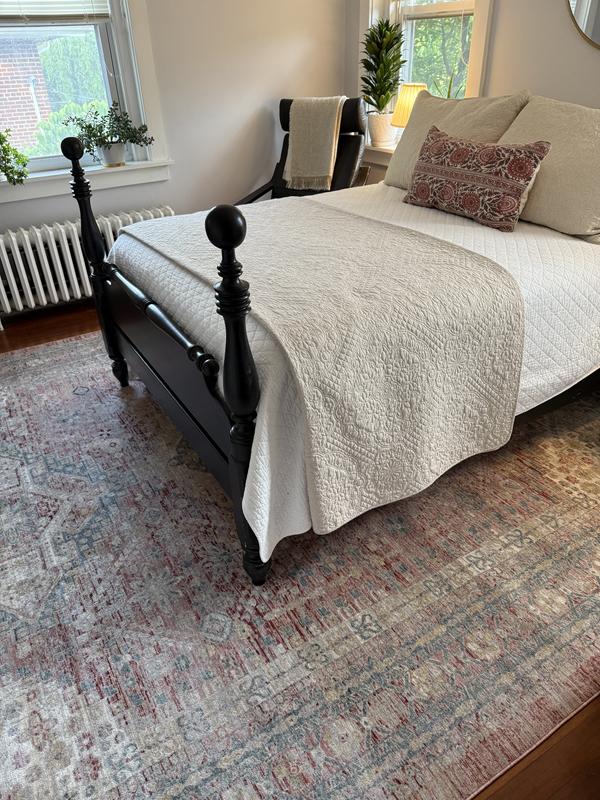 Customer photo for review titled "Beautiful rug!"