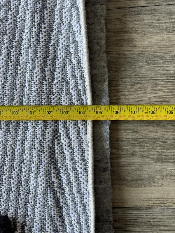 Customer photo for review titled "3.5 short"