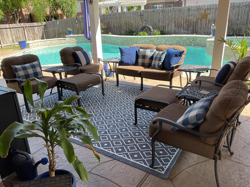 Customer photo for review titled "Beautiful rug!"