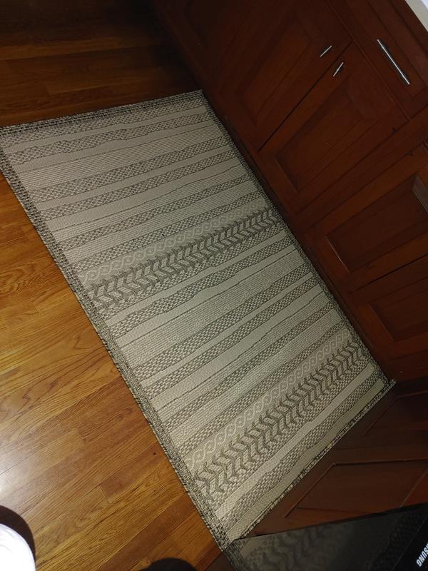 Customer photo for review titled "Perfect for high traffic area in the kitchen"