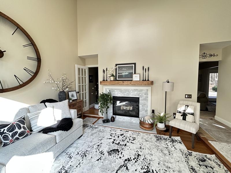 Customer photo for review titled "Beautiful and soft.  Great quality."