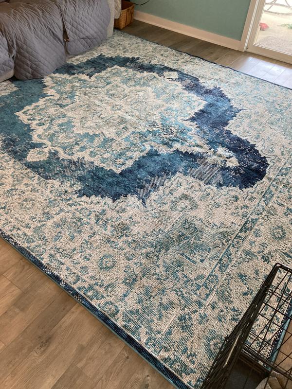 Customer photo for review titled "Wrong rug sent-"