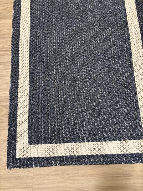 Customer photo for review titled "Very Nice Runner!"