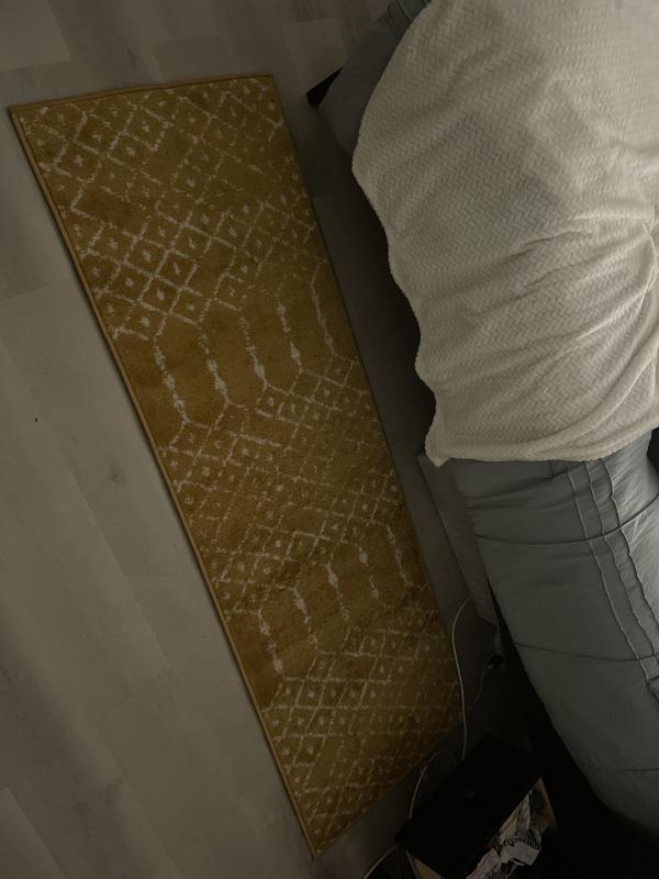 Customer photo for review titled "Beautiful Rug"