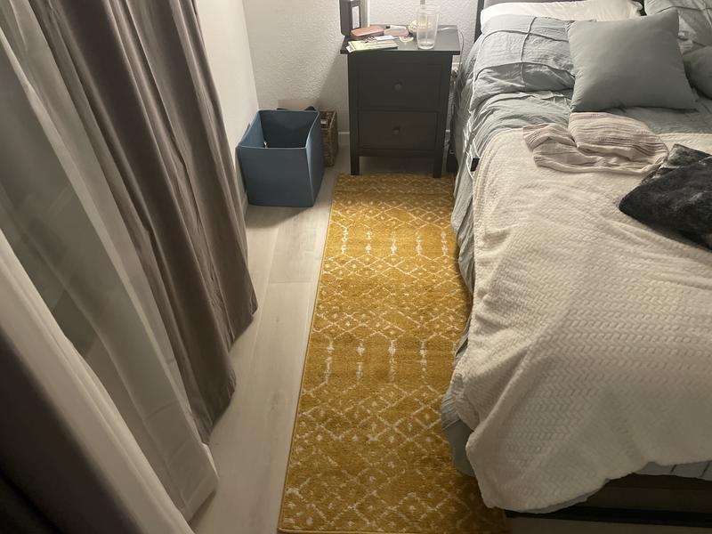 Customer photo for review titled "Beautiful Rug"