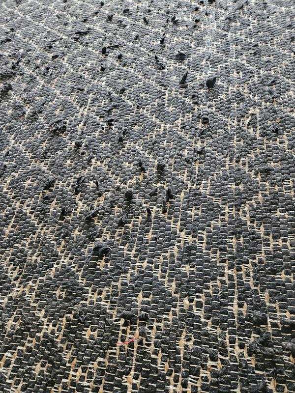 Customer photo for review titled "Pretty soft and terrible quality"