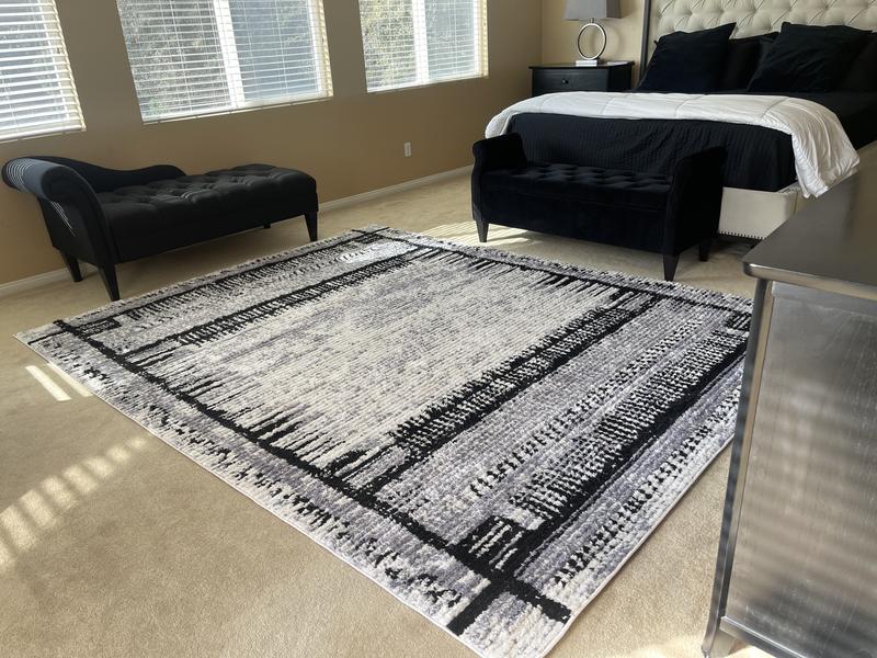 Customer photo for review titled "Modern stylish soft rug"