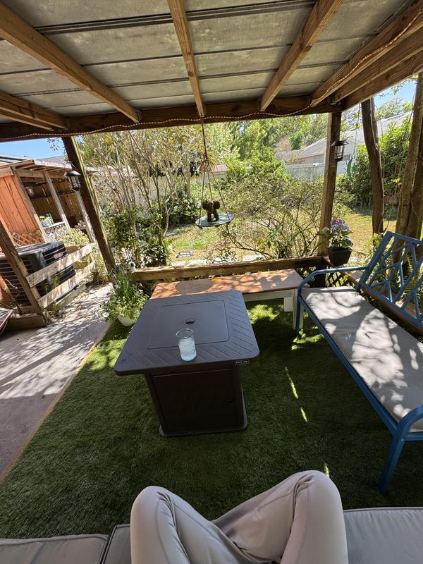 Customer photo for review titled "Love the green!"