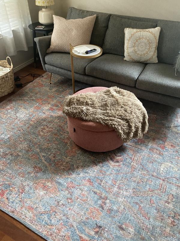 Customer photo for review titled "Nostalgia blue square rug"