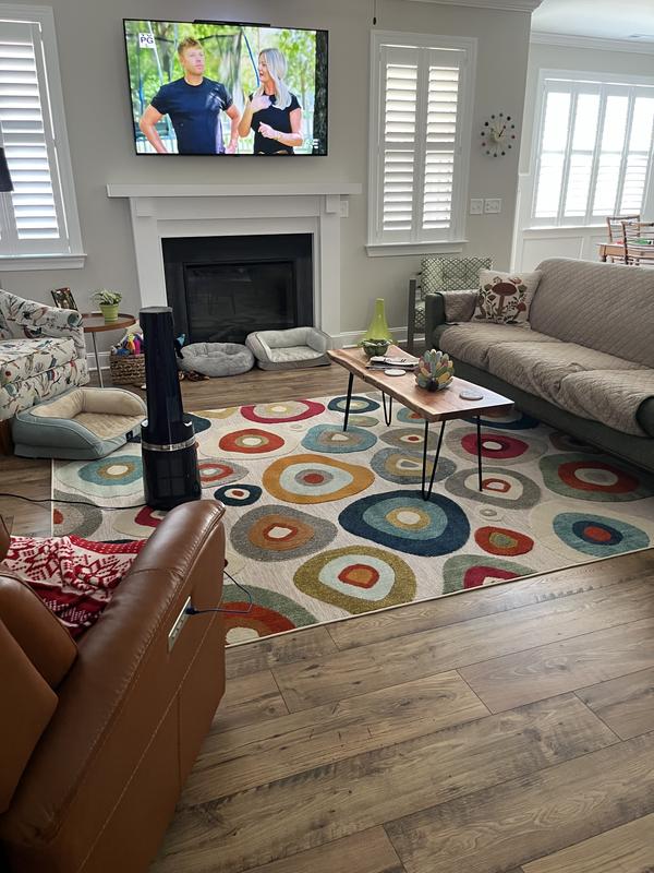 Customer photo for review titled "Eye-Catching Colors"