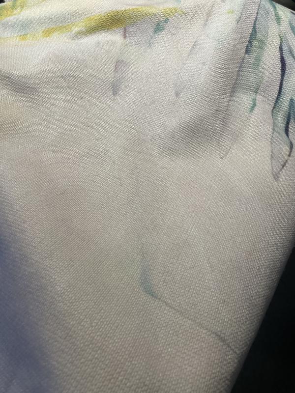 Customer photo for review titled "Gorgeous rug but not the best quality"