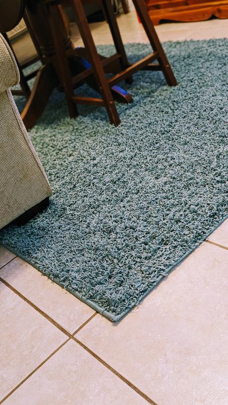 Customer photo for review titled "Very beautiful rug!"