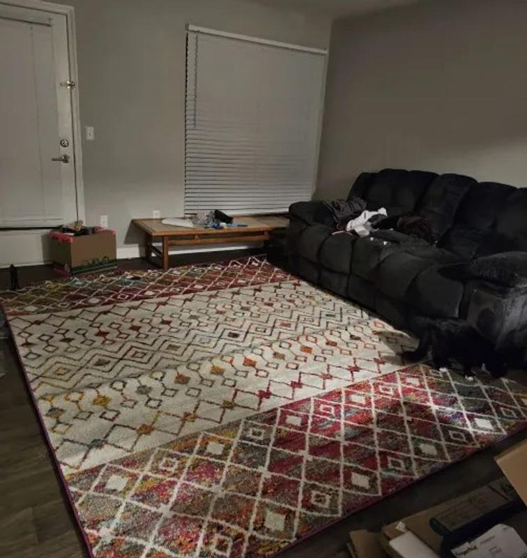 Customer photo for review titled "Beautiful Rug"