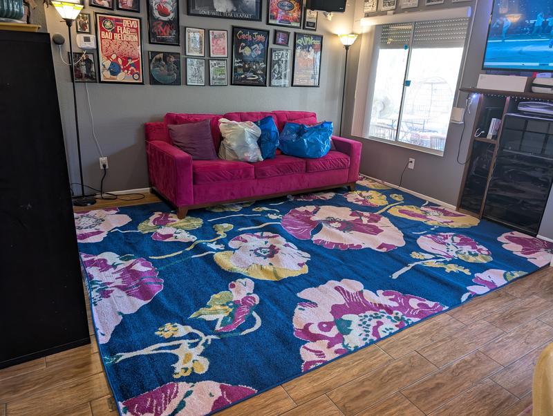 Customer photo for review titled "Vibrant colors"