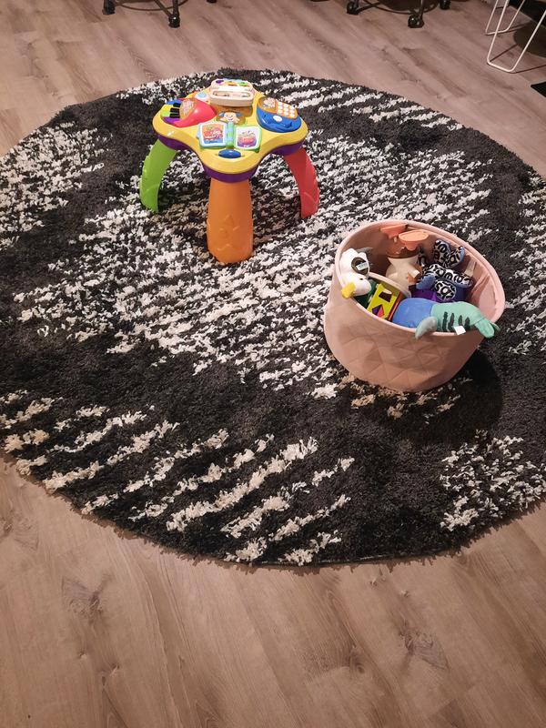 Customer photo for review titled "Serenity Shag Round Rug"