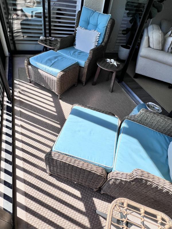 Customer photo for review titled "Great looking rug"