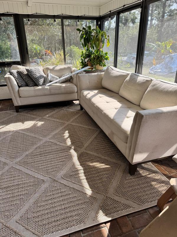Customer photo for review titled "Nice rugs"