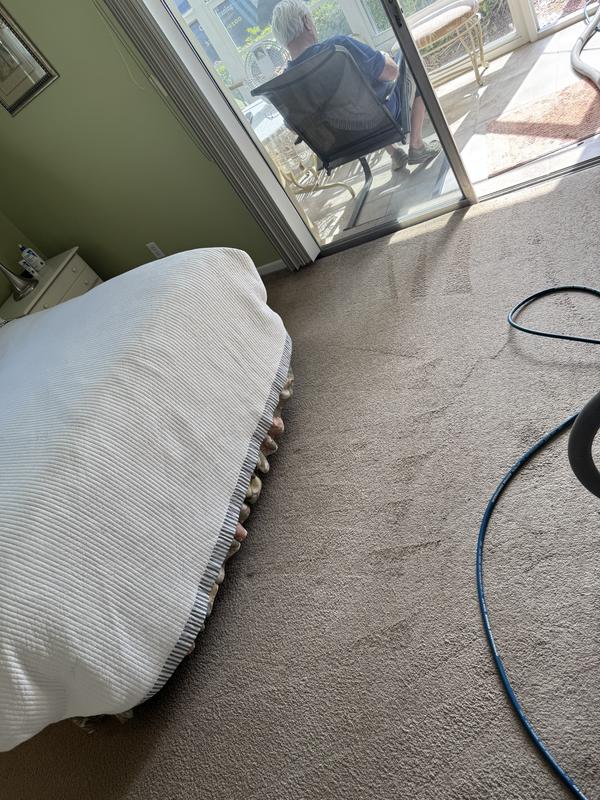 Customer photo for review titled "Nice rugs"