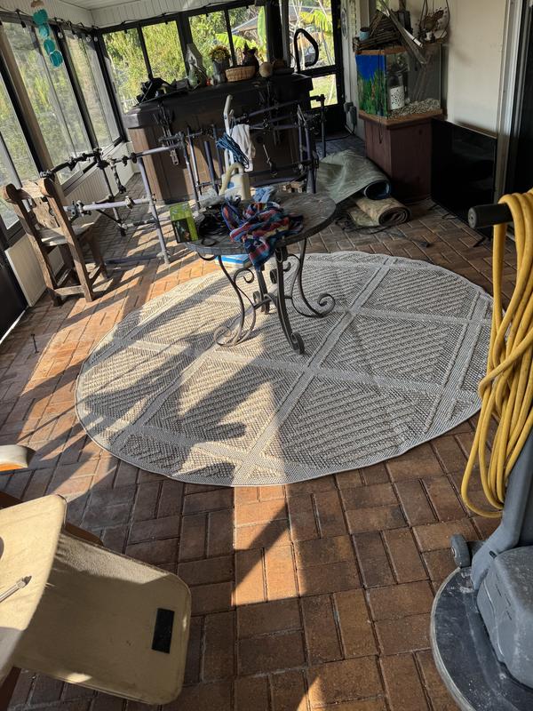 Customer photo for review titled "Nice rugs"