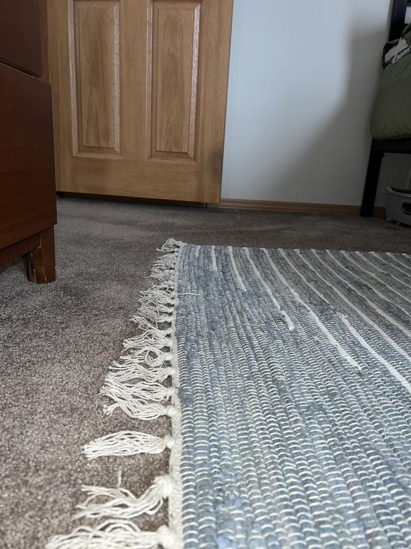 Customer photo for review titled "Rug is not light grey"