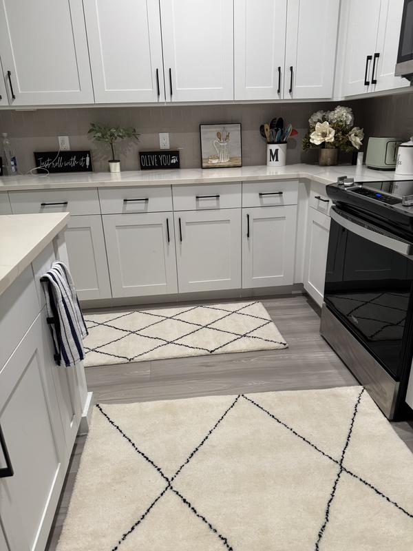 Customer photo for review titled "Good to walk on."