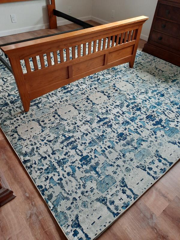 Customer photo for review titled "Amulet rug"