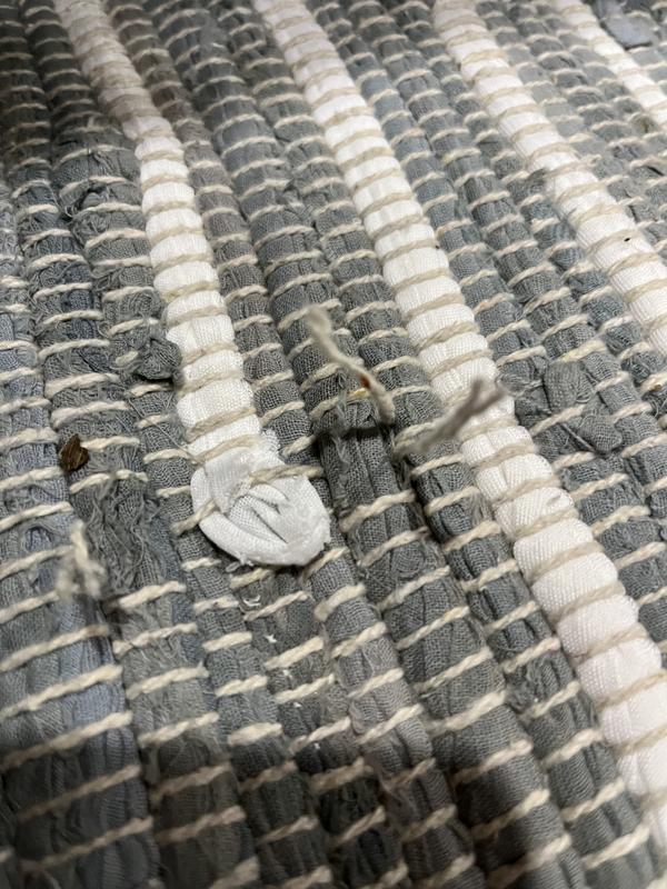 Customer photo for review titled "Do not recommend"