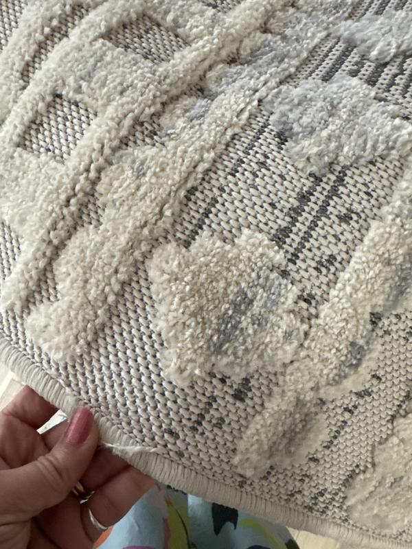 Customer photo for review titled "This rus is not very soft little rough to touch"