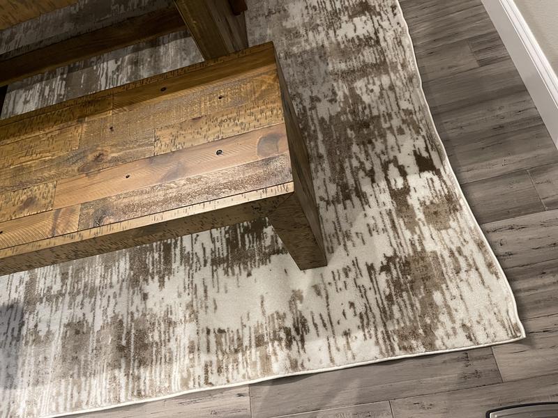 Customer photo for review titled "Horrible Quality"