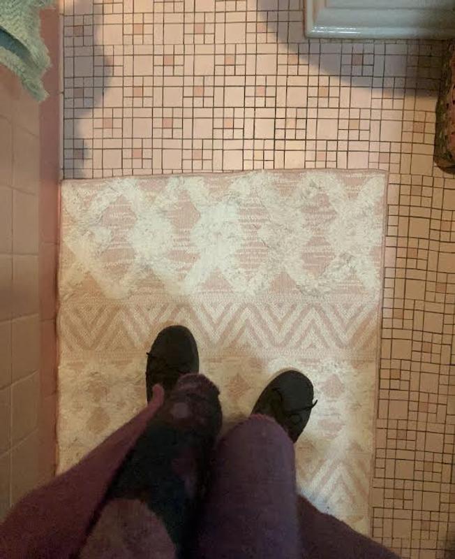 Customer photo for review titled "Disappointing quality control"