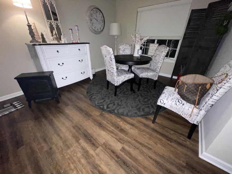 Customer photo for review titled "Dining room indoor/outdoor"