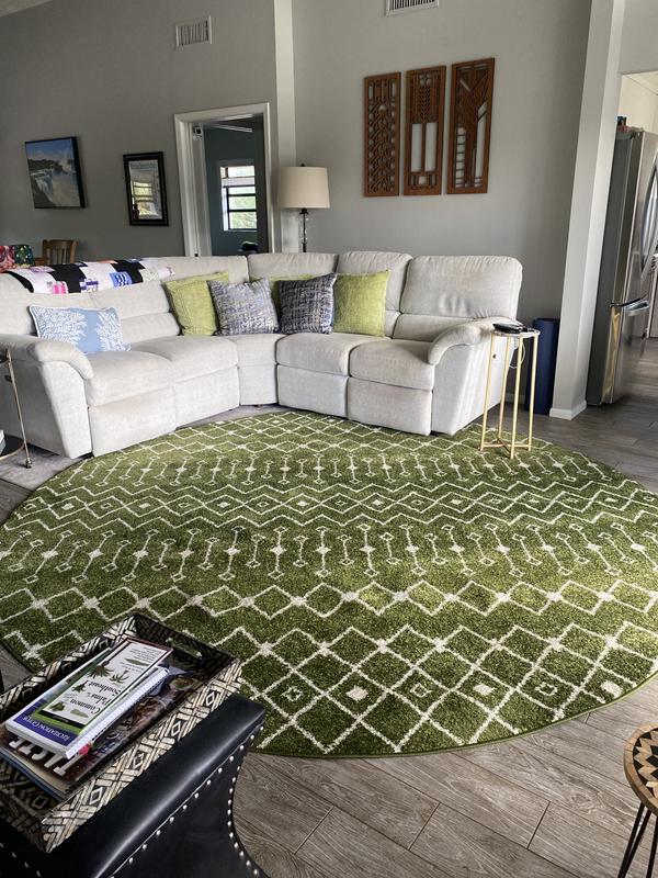 Customer photo for review titled "Nice moss green color"