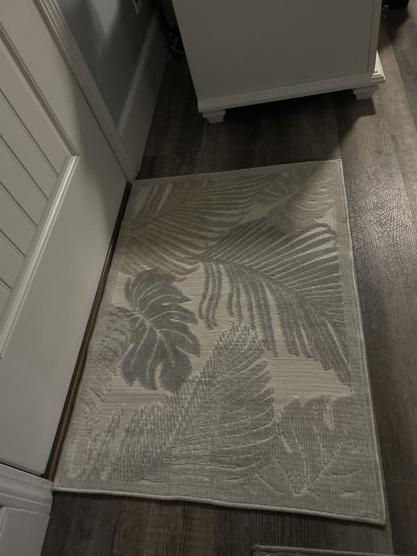 Customer photo for review titled "Looking for a tropical vibe"