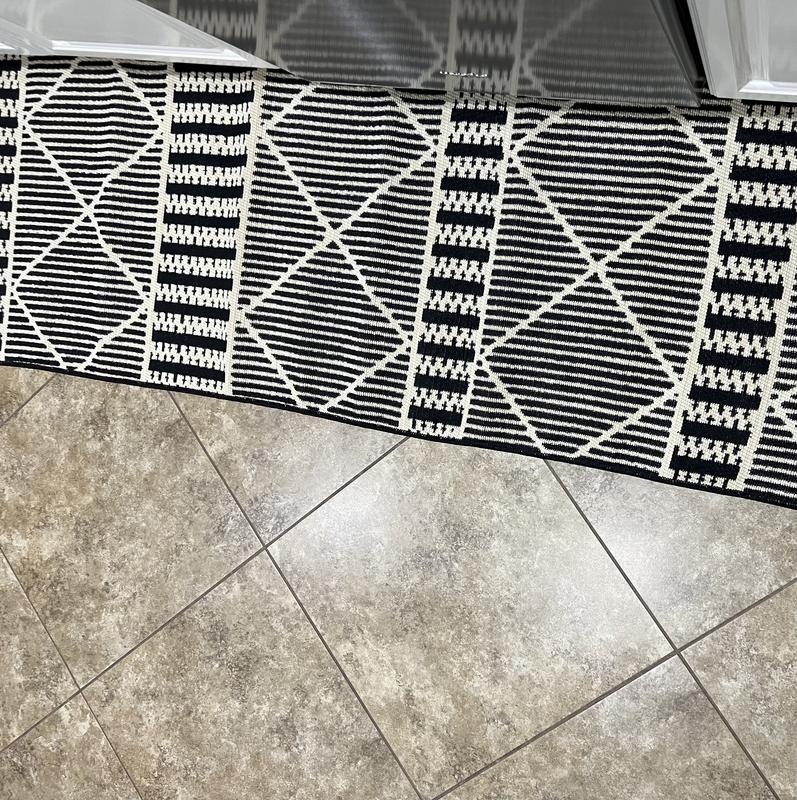 Customer photo for review titled "Great rug"