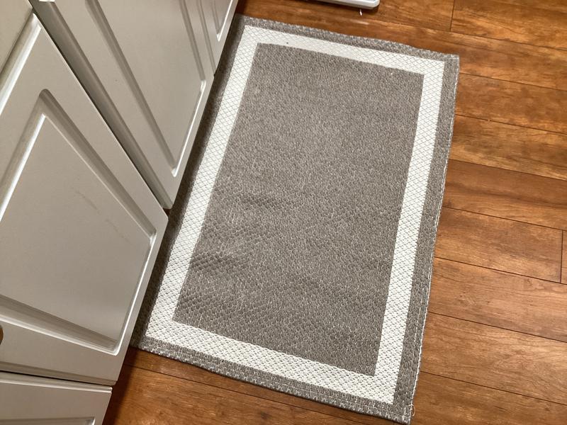 Customer photo for review titled "Small area rug"