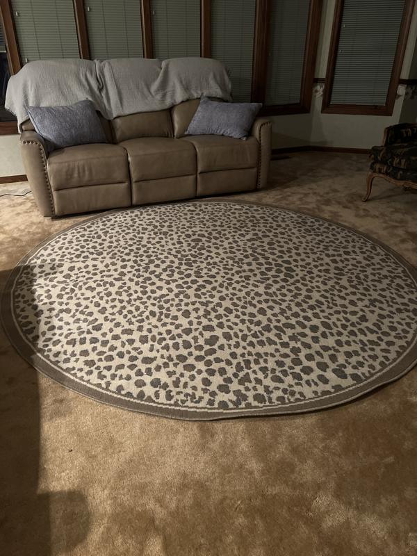 Customer photo for review titled "Edges wont lay flat"