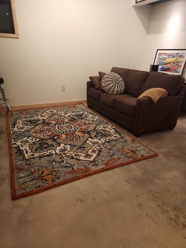 Customer photo for review titled "Rug"