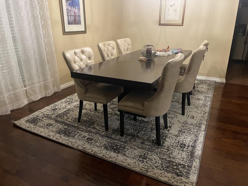 Customer photo for review titled "It made my room look a lot bigger."