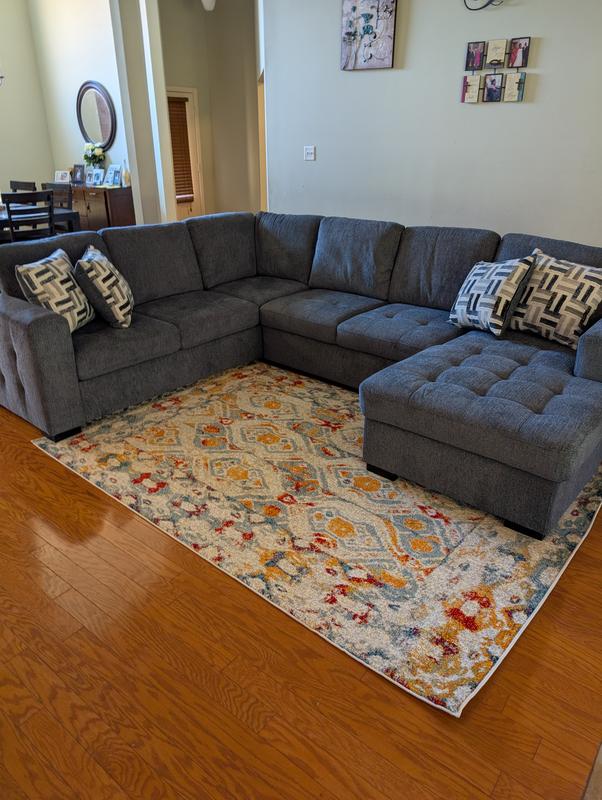 Customer photo for review titled "Nice small rug"