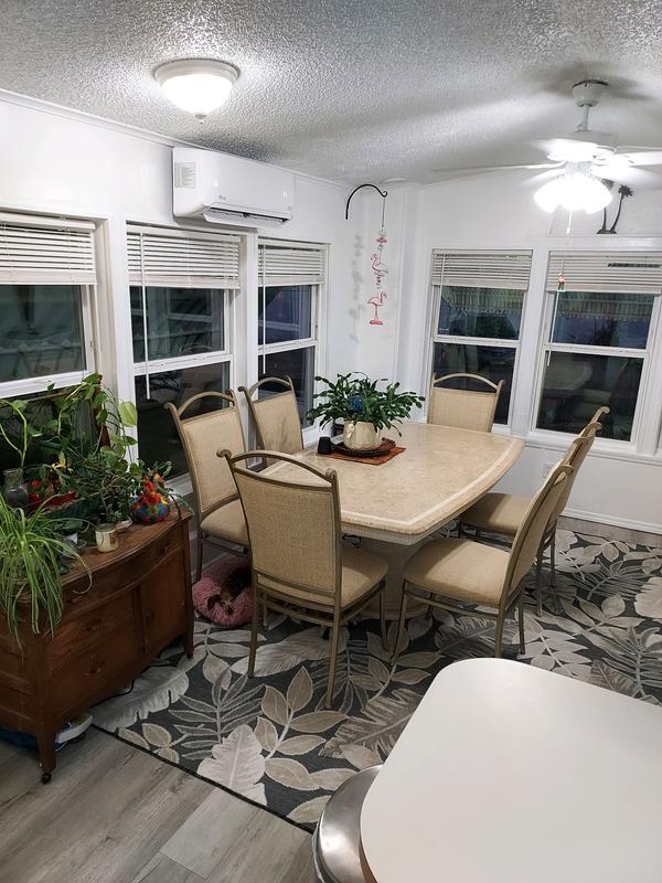 Customer photo for review titled "Texture instead of colors!"