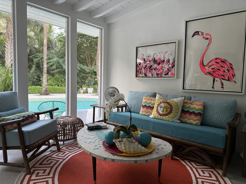 Customer photo for review titled "Perfect pop of color!"